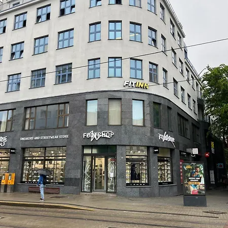 On The Main Shopping Street - Center Апартаменты
