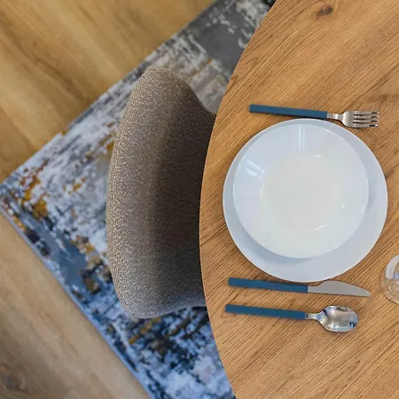 アパート On The Main Shopping Street - Center ブラチスラヴァ