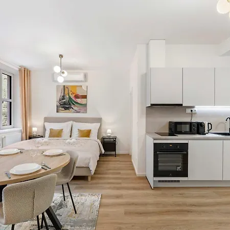 On The Main Shopping Street - Center Apartment Bratislava