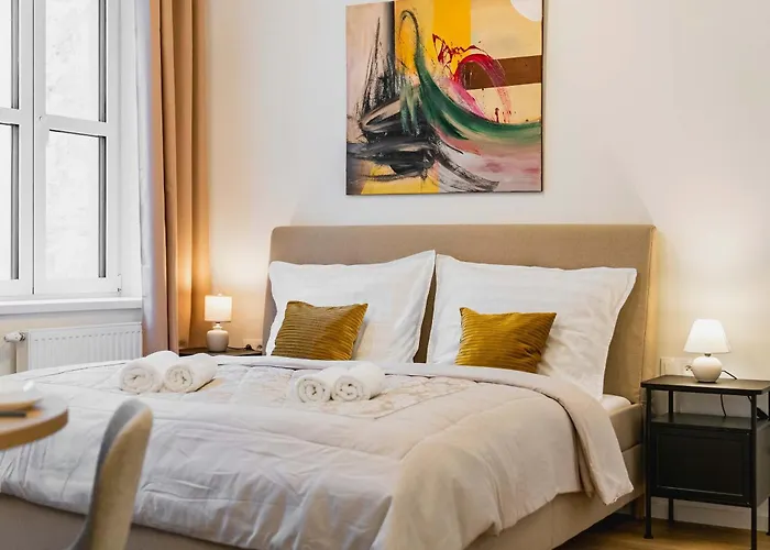 On The Main Shopping Street - Center *