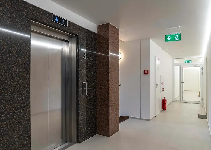 On The Main Shopping Street - Center Apartmán Bratislava