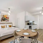 Appartement On The Main Shopping Street - Center Bratislava