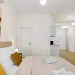 On The Main Shopping Street - Center Appartement Bratislava